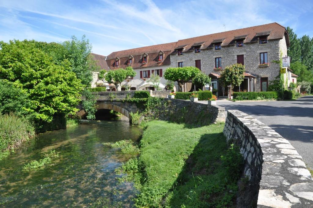 Logis Hotels - Auberge De L'Ile - Hotel 3 Etoiles Et Restaurant Creysse  Kültér fotó