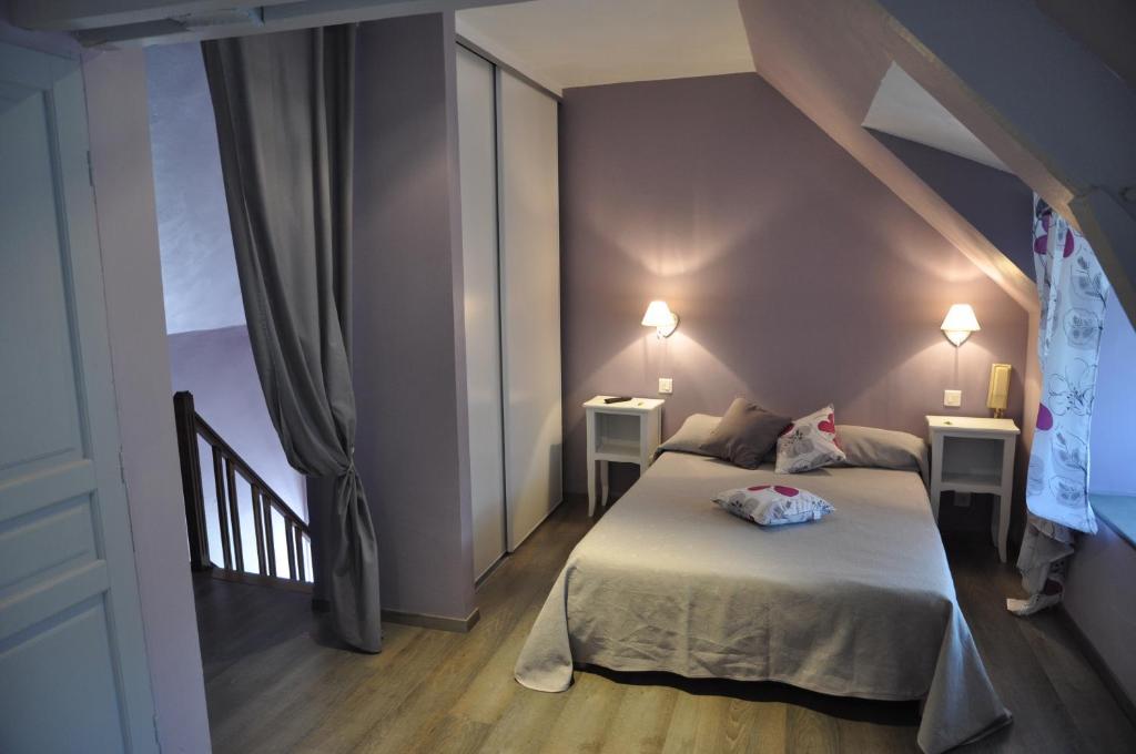 Logis Hotels - Auberge De L'Ile - Hotel 3 Etoiles Et Restaurant Creysse  Szoba fotó
