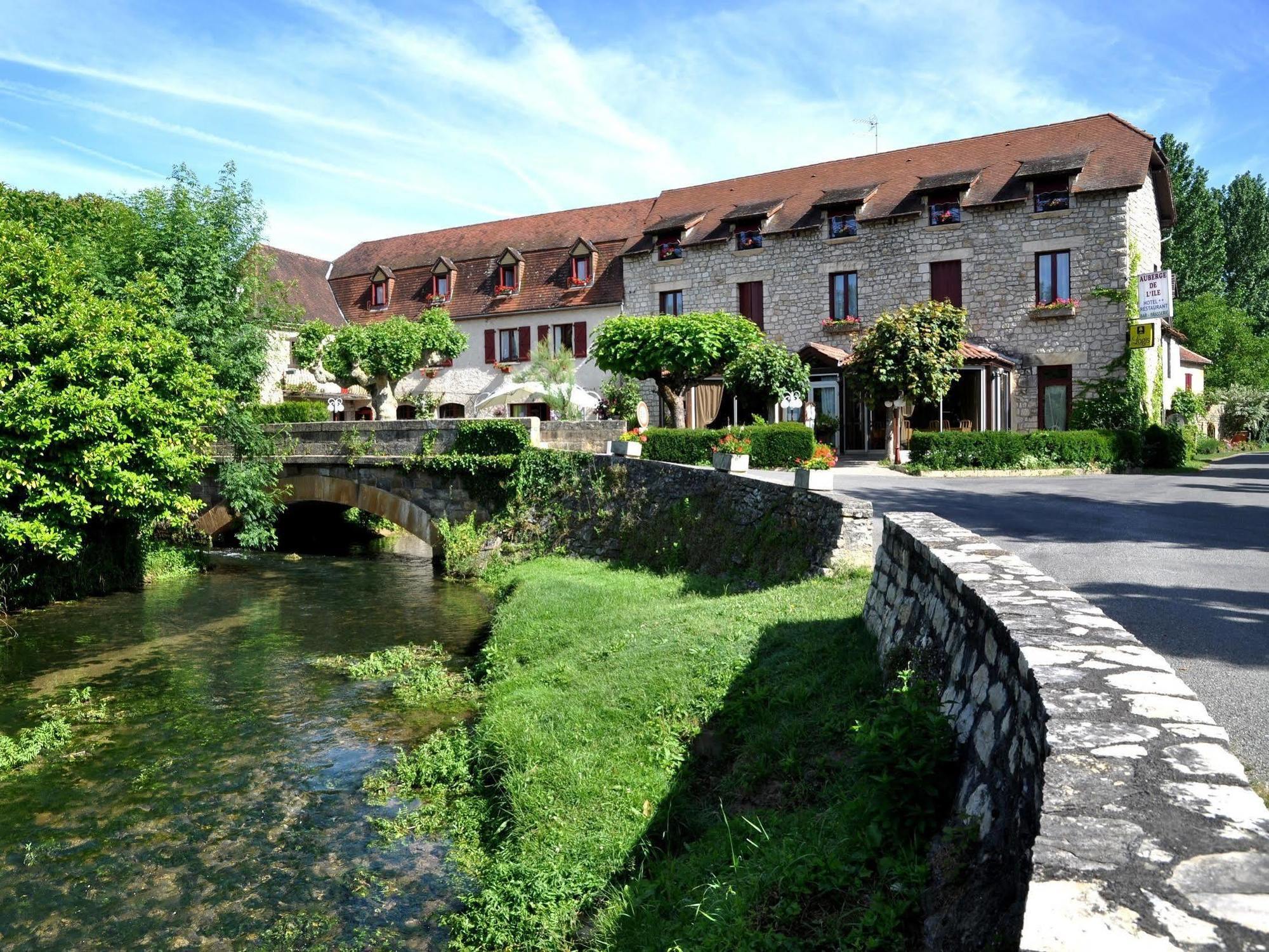 Logis Hotels - Auberge De L'Ile - Hotel 3 Etoiles Et Restaurant Creysse  Kültér fotó