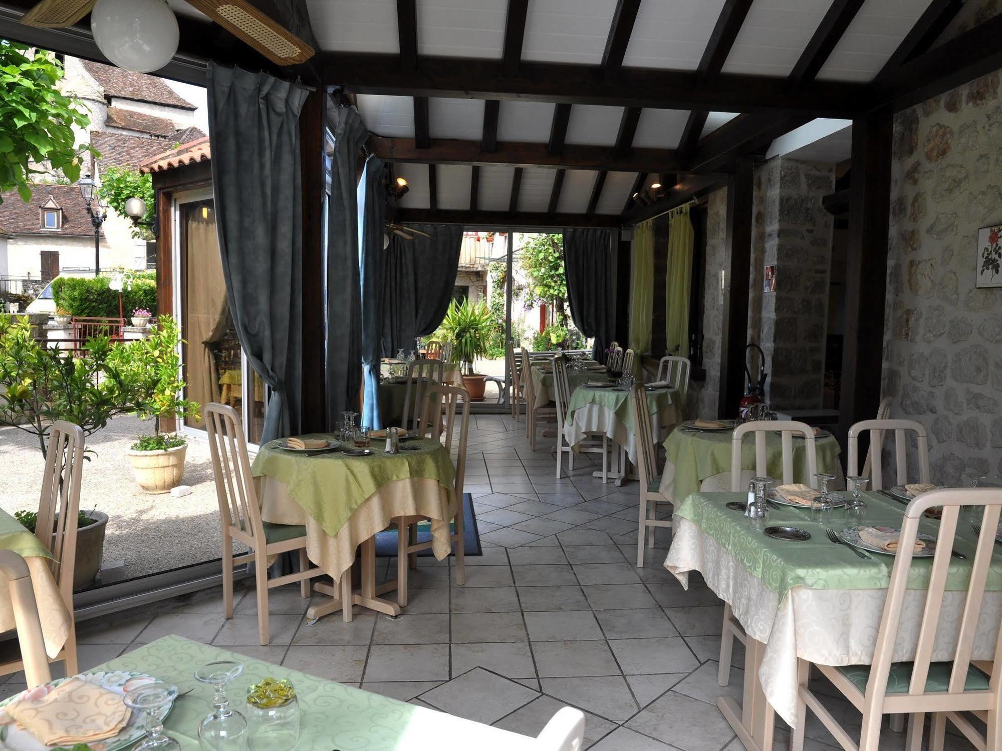 Logis Hotels - Auberge De L'Ile - Hotel 3 Etoiles Et Restaurant Creysse  Kültér fotó